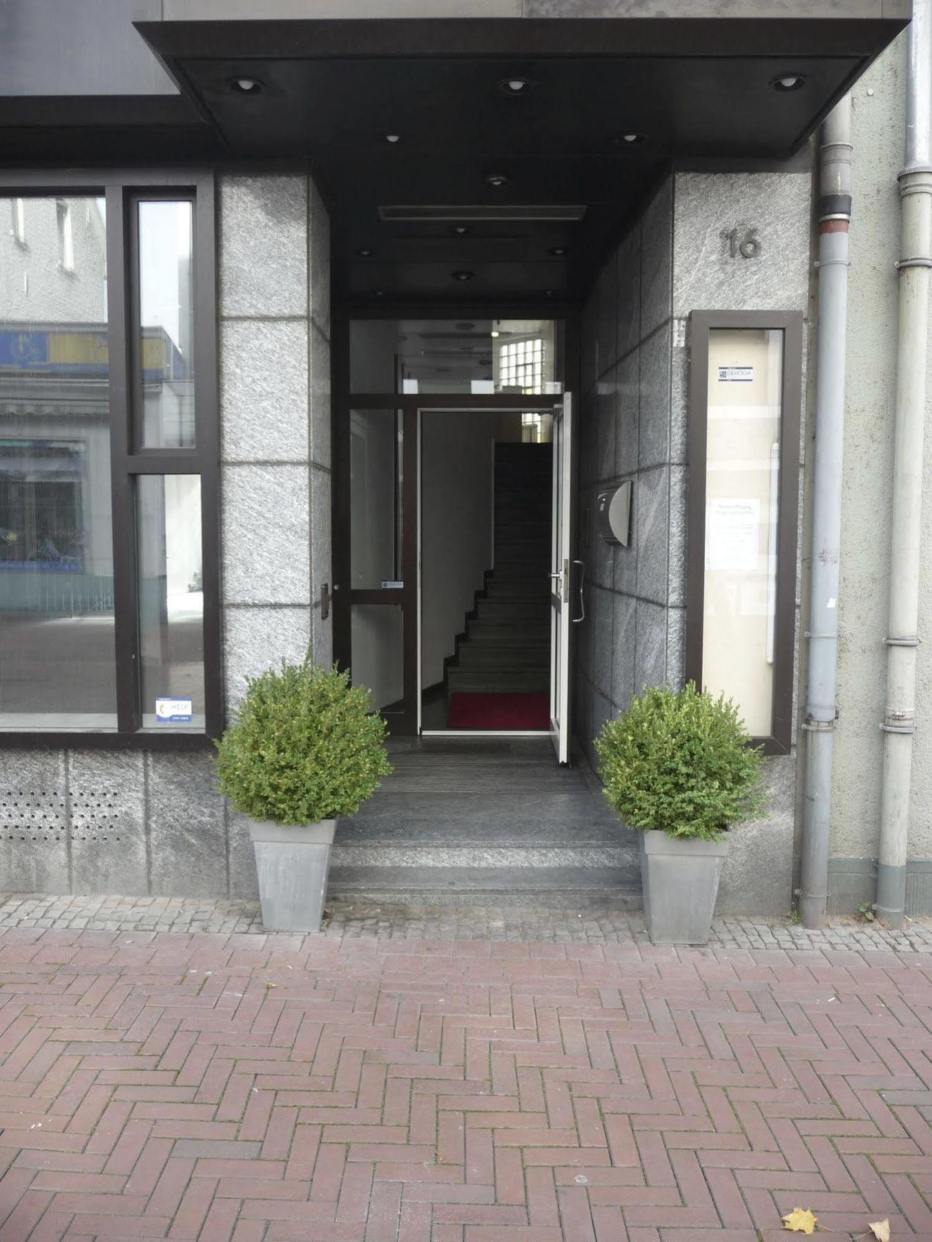 Hotel Sechzehn Leverkusen Exterior foto